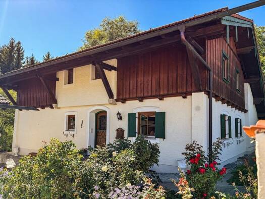 Einfamilienhaus zum Kauf 1.349.000 € 6 Zimmer 185 m² 5.600 m² Grundstück Waging am See Waging a. See 83329