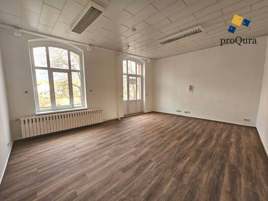 Bürogebäude zur Miete 990 € 99 m² Bürofläche Lindenbühl 30 Mühlhausen Mühlhausen/Thüringen 99974
