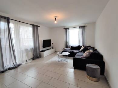 Wohnung zur Miete 900 € 3 Zimmer 87 m² 1. Geschoss frei ab 01.10.2025 Gießen 35390