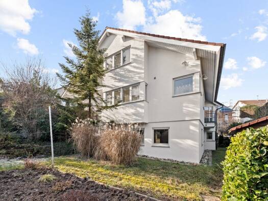 Haus zum Kauf 899.000 € 14 Zimmer 219,6 m² 606 m² Grundstück Benningen am Neckar 71726