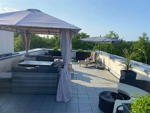 Wohnung zum Kauf 399.000 € 2 Zimmer 75 m² 2. Geschoss frei ab 01.07.2026 Poppenbüttel Hamburg 22399