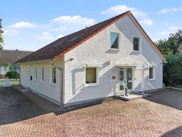 Einfamilienhaus zum Kauf 229.000 € 8 Zimmer 96,1 m² 818 m² Grundstück Greene Einbeck 37574