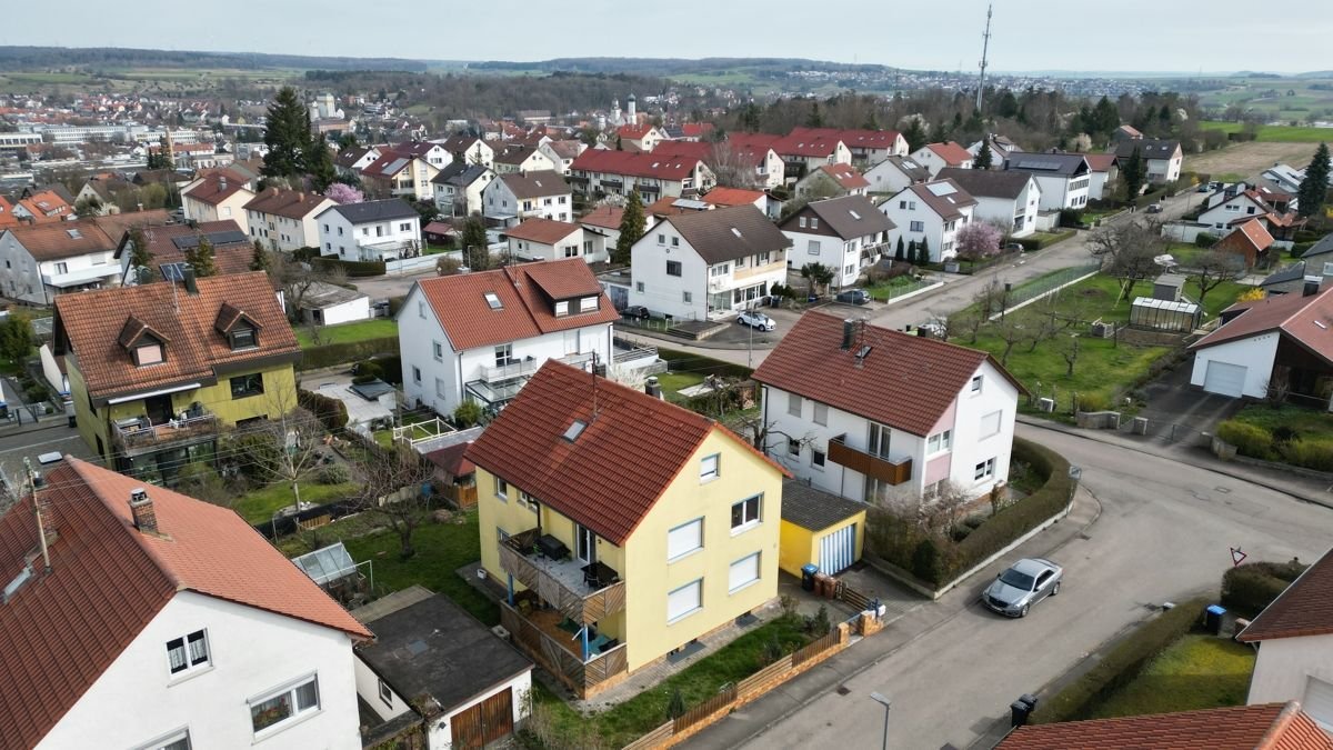 Mehrfamilienhaus zum Kauf 425.000 € 8 Zimmer 174 m²<br/>Wohnfläche 462 m²<br/>Grundstück Giengen Giengen 89537