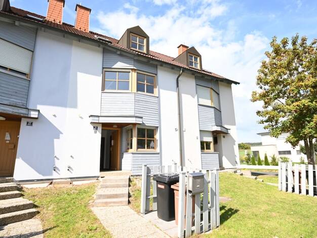Reihenmittelhaus zum Kauf 249.900 € 4,5 Zimmer 133 m² 244 m² Grundstück Velburg Velburg 92355