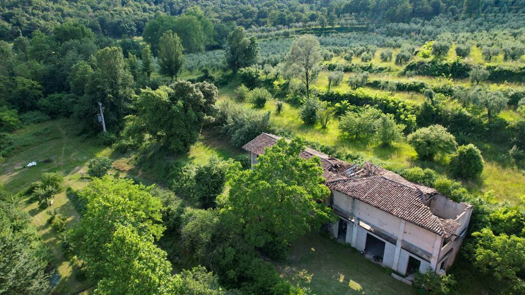 Einfamilienhaus zum Kauf 950.000 € 6 Zimmer 652 m² 5.000 m² Grundstück frei ab sofort Via Puegnago Salò