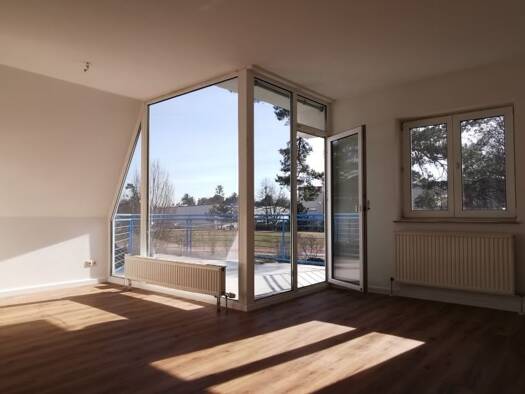 Wohnung zur Miete 1.550 € 3 Zimmer 90,5 m² 1. Geschoss frei ab sofort Weserstraße Falkensee 14612