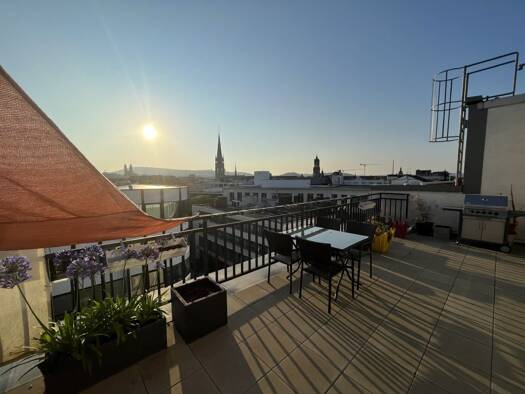 Wohnung zur Miete 750 € 2 Zimmer 93 m² 5. Geschoss frei ab 01.02.2026 St Johann Saarbrücken 66111