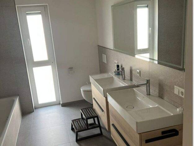 Doppelhaushälfte zur Miete 2.399 € 6 Zimmer 184,6 m² 222 m² Grundstück frei ab 01.02.2026 Elgersweier Offenburg-Elgersweier 77656