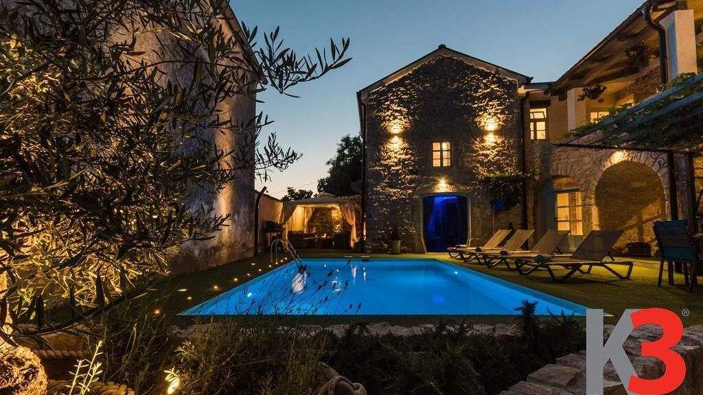 Haus zum Kauf 730.000 € 4 Zimmer 200 m² Crikvenica 0