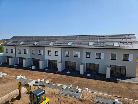 Reihenmittelhaus zum Kauf - Erstbezug provisionsfrei 299.990 € 4 Zimmer 120 m² 204,4 m² Grundstück frei ab 01.12.2026 Raiffeisenweg 6b Kirchheimbolanden Kirchheimbolanden 67292