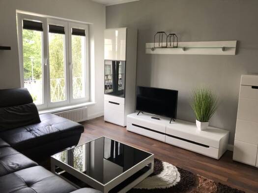 Wohnung zur Miete 1.199 € 2 Zimmer 50 m² Geschoss 1/4 frei ab sofort Graf-Schwerin-Str. 3 Reutershagen West 18069