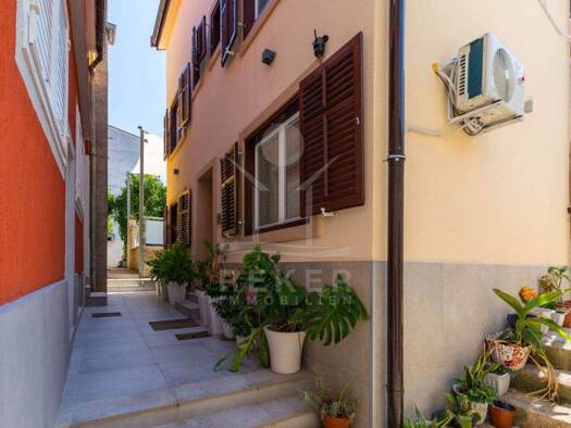 Reihenmittelhaus zum Kauf 400.000 € 4 Zimmer 100 m² Mali Lošinj