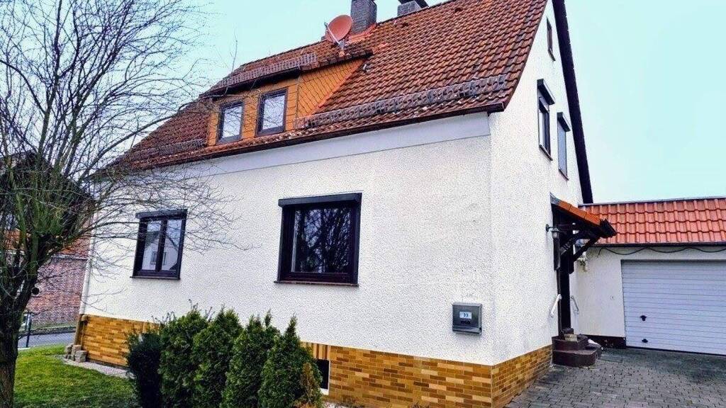 Mehrfamilienhaus zum Kauf 299.000 € 6 Zimmer 132 m² 664 m² Grundstück Frommershausen Vellmar / Frommershausen 34246