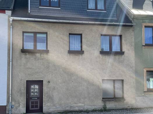Reihenhaus zum Kauf provisionsfrei 70.000 € 6 Zimmer 95 m² 170 m² Grundstück frei ab sofort Ehrenfriedersdorf 09427