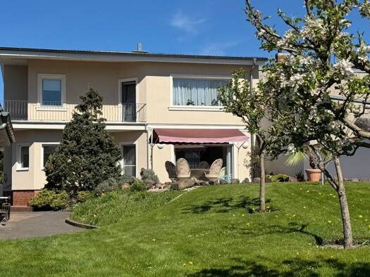 Einfamilienhaus zum Kauf 450.000 € 5 Zimmer 176,3 m² 1.136 m² Grundstück frei ab sofort Rathenow Rathenow 14712