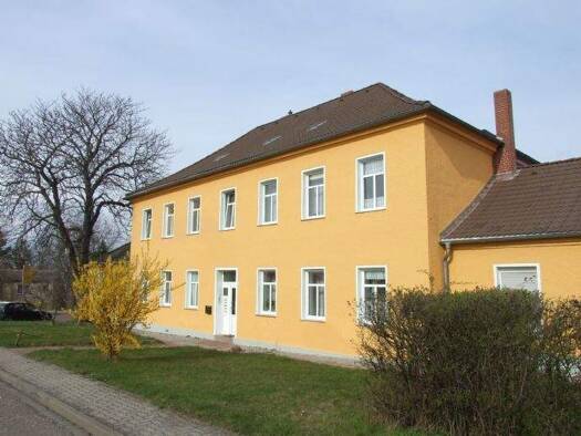 Wohnung zur Miete 280 € 2 Zimmer 42 m² EG Leipziger Str. 17 Könnern 06420