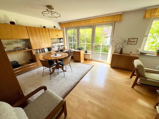Reihenmittelhaus zum Kauf 375.000 € 5 Zimmer 115 m² 215 m² Grundstück Nikolausberg Göttingen 37077