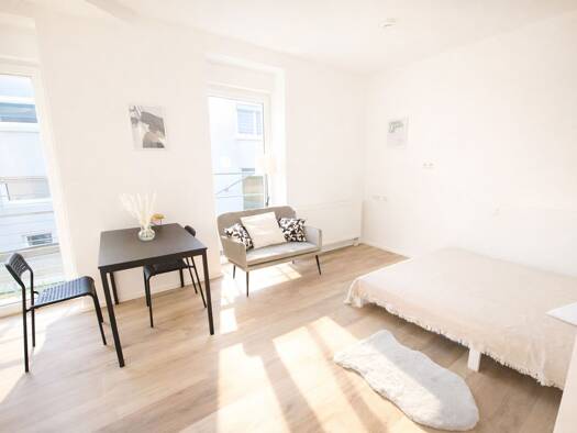Wohnung zur Miete 740 € 1 Zimmer 21,2 m² frei ab sofort Neckarstraße 140 2 Ost Stuttgart 70190