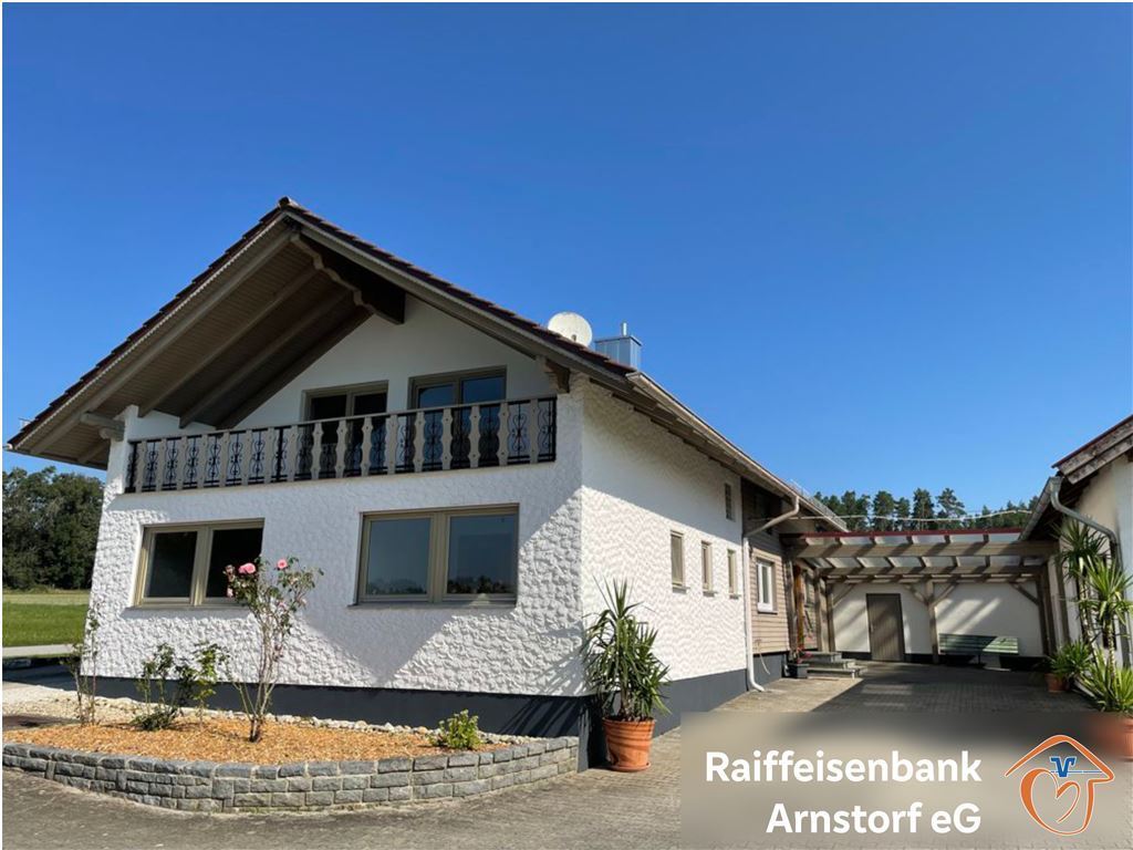 Einfamilienhaus zum Kauf 348.000 € 7 Zimmer 133 m²<br/>Wohnfläche 1.814 m²<br/>Grundstück ab sofort<br/>Verfügbarkeit Roßbach Roßbach 94439