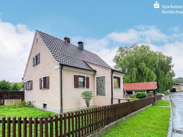 Einfamilienhaus zum Kauf 280.000 € 4 Zimmer 111 m² 797 m² Grundstück Gundelsheim Treuchtlingen 91757