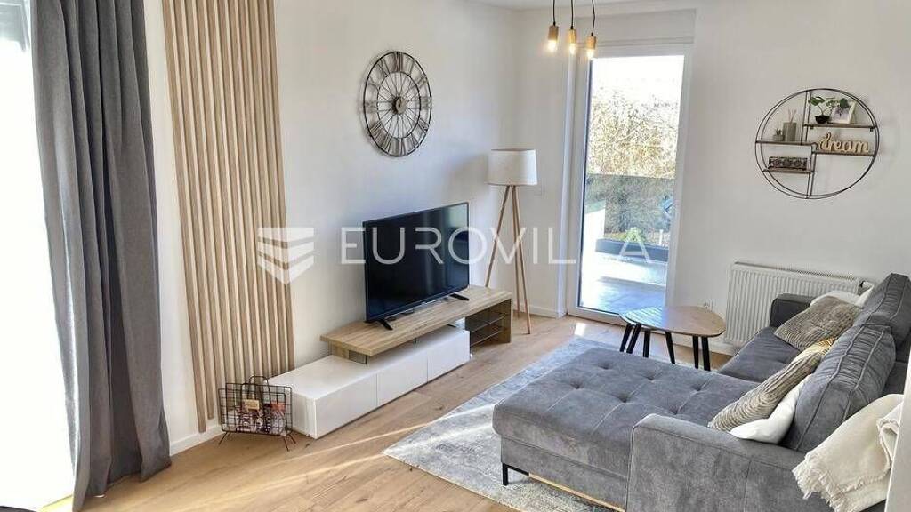 Studio zur Miete 940 € 1 Zimmer 53 m² 2. Geschoss Jarun Jarun - Precko 10000