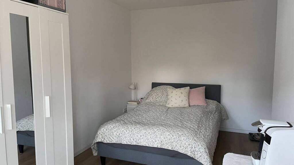 WG-Zimmer zur Miete 795 € 21 m² Geschoss 1/3 frei ab 15.04.2026 Hölderlinstraße 16 Innenstadt Tübingen 72074