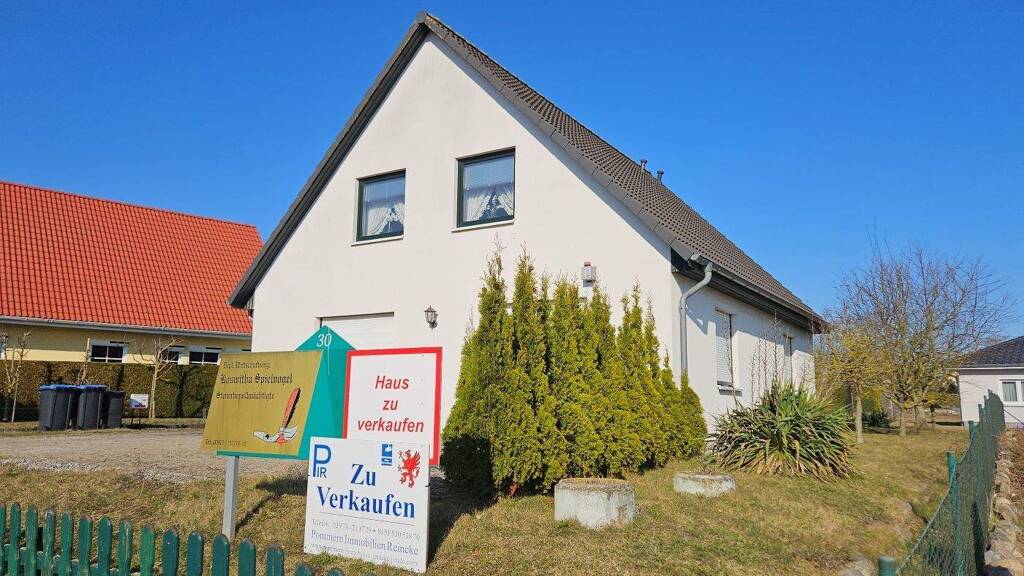 Haus zum Kauf 327.000 € 4 Zimmer 120 m² 493 m² Grundstück Anklam 17389