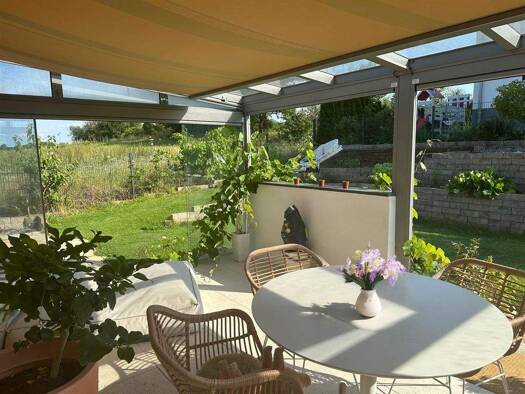 Bungalow zur Miete 1.350 € 3 Zimmer 107 m² 600 m² Grundstück frei ab 01.05.2026 Etzelskirchen 91315