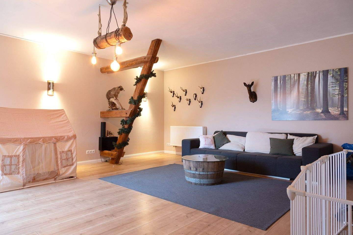 Immobilie in Vorwerk - Kamin, Garten und viel Platz: Großzügiges Zweifamilienhaus mit besonderem Wohnambiente - Bild 4