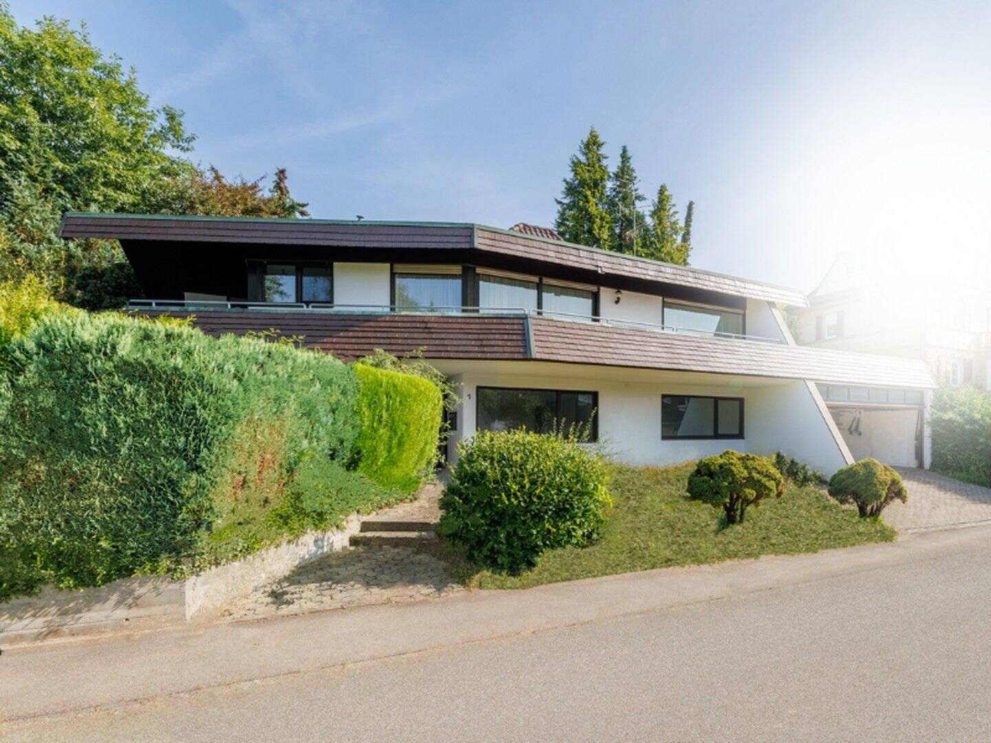 Einfamilienhaus zum Kauf provisionsfrei 1.389.445 € 6 Zimmer 220 m²<br/>Wohnfläche 673 m²<br/>Grundstück Birkenwaldweg 1 Waldenbuch 7111