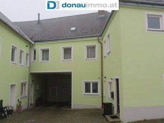 Wohnanlage zum Kauf als Kapitalanlage geeignet 1.600 m² 3.662 m² Grundstück Groß-Siegharts 3812