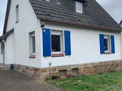 Einfamilienhaus zum Kauf 136.000 € 4 Zimmer 89 m² 681 m² Grundstück Bad Karlshafen Bad Karlshafen 34385