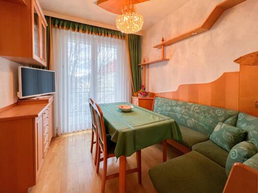 Wohnung zur Miete 1.106 € 2,5 Zimmer 83,8 m² 3. Geschoss frei ab sofort Wien 1190