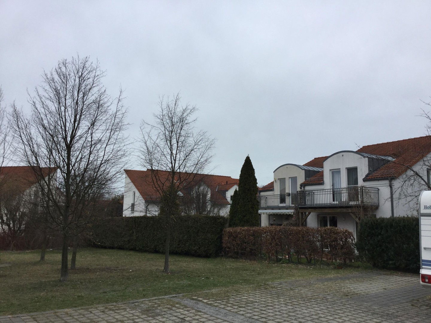 Doppelhaushälfte zur Miete 1.595 € 4 Zimmer 136 m²<br/>Wohnfläche 310 m²<br/>Grundstück 01.04.2025<br/>Verfügbarkeit Hönow Hönow 15366