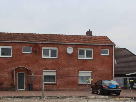 Einfamilienhaus zum Kauf 189.000 € 7 Zimmer 165 m² 600 m² Grundstück Warsingsfehn Moormerland 26802