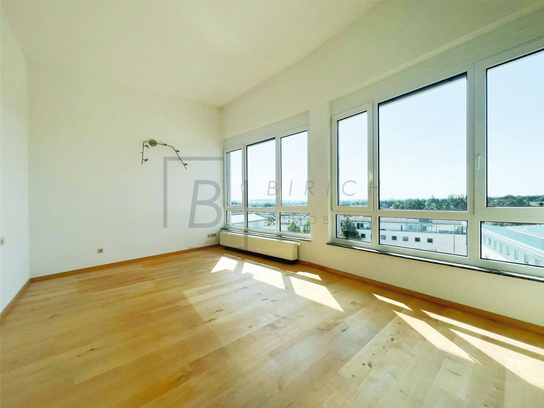 Penthouse zum Kauf 550.000 € 4,5 Zimmer 190 m²<br/>Wohnfläche Kernstadt Biberach an der Riß 88400