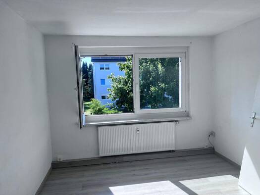 Wohnung zur Miete 450 € 3 Zimmer 64 m² 3 Geschosse frei ab sofort Neuenkirchen 17498