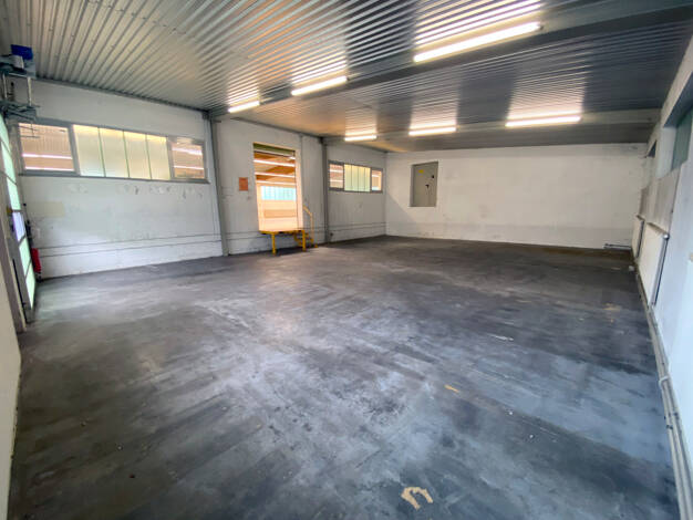 Lagerhalle zur Miete 1.317 m² Lagerfläche teilbar ab 366 m² Gosbach Bad Ditzenbach 73342