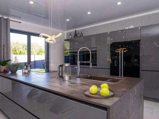 Villa zum Kauf 980.000 € 5,5 Zimmer 284 m² 800 m² Grundstück Tiddische 38473