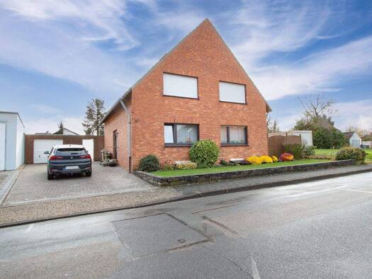 Mehrfamilienhaus zum Kauf 295.500 € 8 Zimmer 162 m² 728 m² Grundstück Materborn Kleve 47533