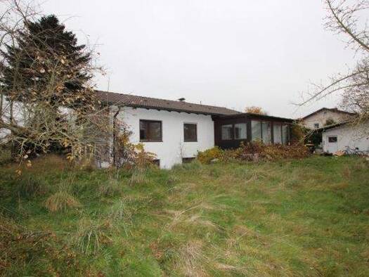 Bungalow zum Kauf 295.000 € 3 Zimmer 87 m² 928 m² Grundstück frei ab sofort Massing 84323