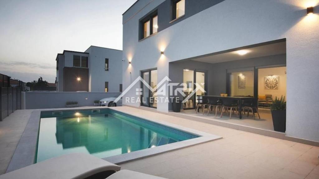 Haus zum Kauf 499.000 € 4 Zimmer 172 m² Centar, Pula Center