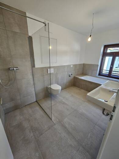 Wohnung zum Kauf - Neubau 598.000 € 3 Zimmer 107,1 m² 1. Geschoss Obereichet Freilassing 83395