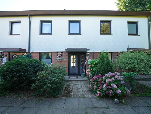 Reihenmittelhaus zum Kauf 425.000 € 4 Zimmer 90 m² 136 m² Grundstück Bramfeld Wandsbek 22175