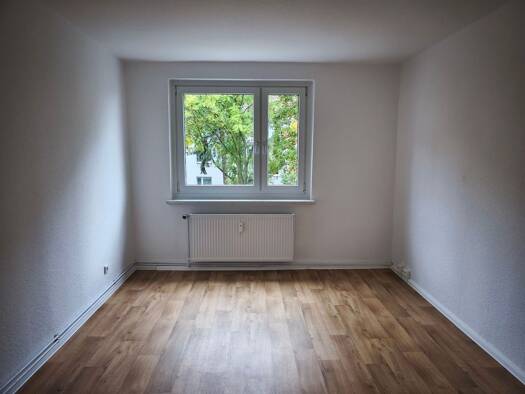 Wohnung zur Miete 339 € 3 Zimmer 58,1 m² 1. Geschoss Straße des Friedens 111 Merseburg Merseburg 06217