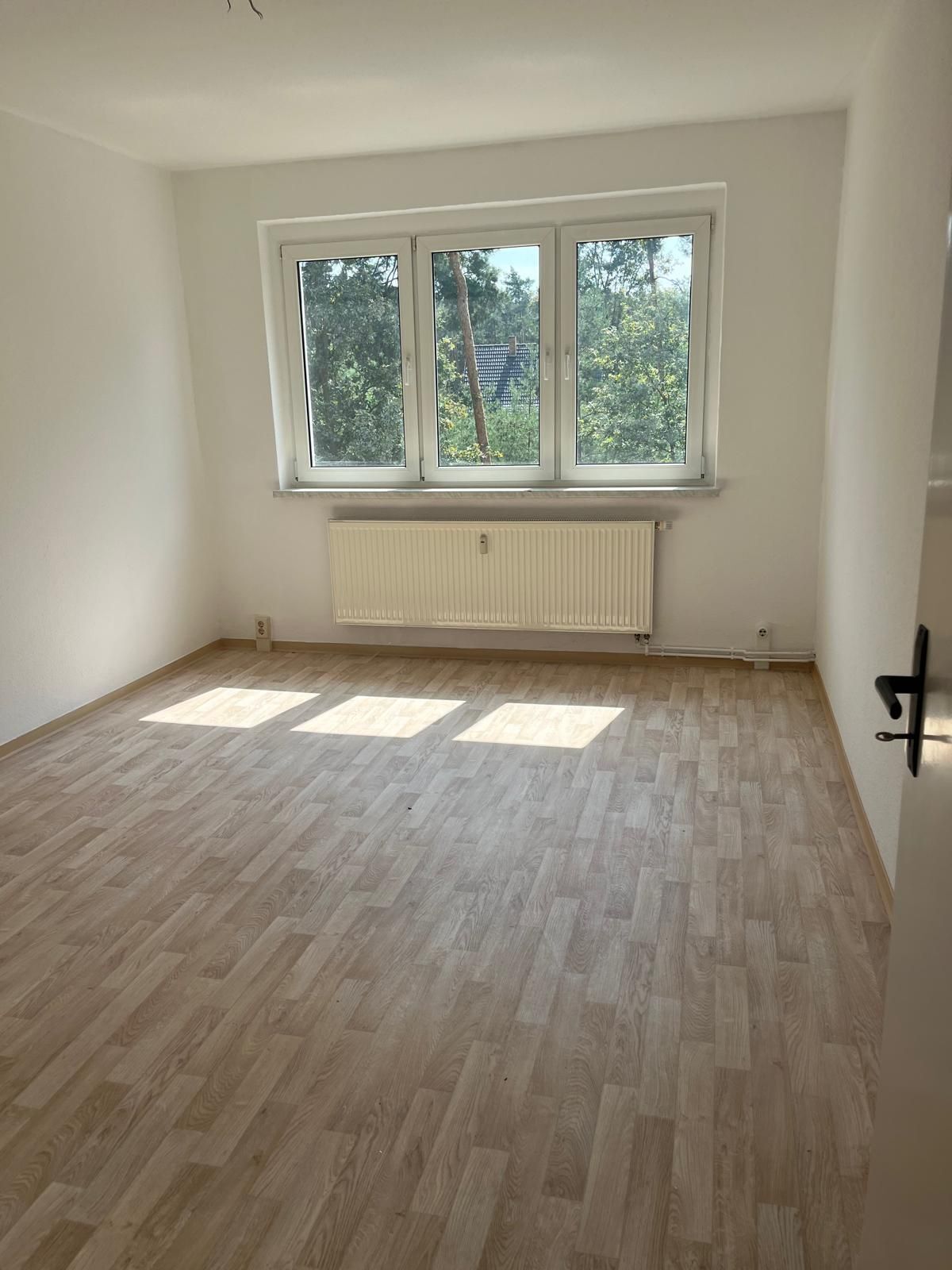 Wohnung zur Miete 299 € 3 Zimmer 63 m²<br/>Wohnfläche 1.<br/>Geschoss 01.10.2024<br/>Verfügbarkeit Kurze Straße 3 Uhyst Boxberg/Oberlausitz 02943