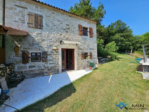 Einfamilienhaus zum Kauf 250.000 € 2 Zimmer 50 m² 110 m² Grundstück Grožnjan 52429