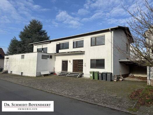 Haus zum Kauf 255.000 € 7 Zimmer 206 m² 1.143 m² Grundstück Girkenroth 56459