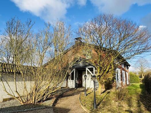 Einfamilienhaus zum Kauf 419.000 € 5 Zimmer 202 m² 2.250 m² Grundstück Todenbüttel 24819