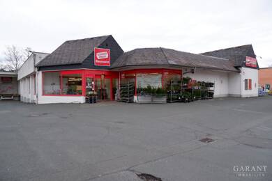 Laden zum Kauf 422.000 € 1.000 m² Verkaufsfläche Bahnhofsviertel Hof 95028